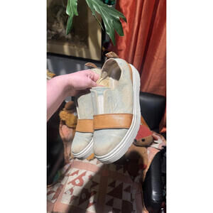 Dr Martens Lylah Slip On Shoes Distressed Womens Size 9